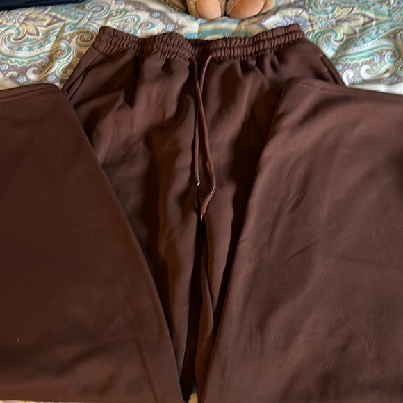 Shein brown fleece pants - Picture 4 of 5